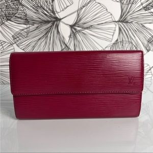 Authentic Louis Vuitton B46 Epi Sarah Wallet